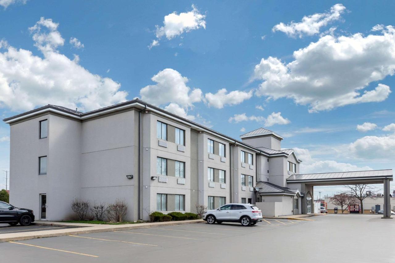  | Sleep Inn near Great Lakes Naval Base