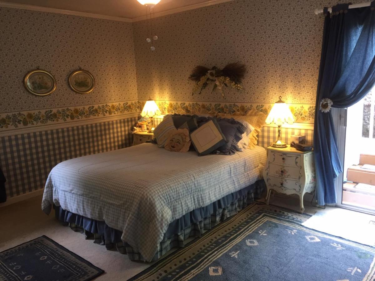 | Hidden Valley B&B