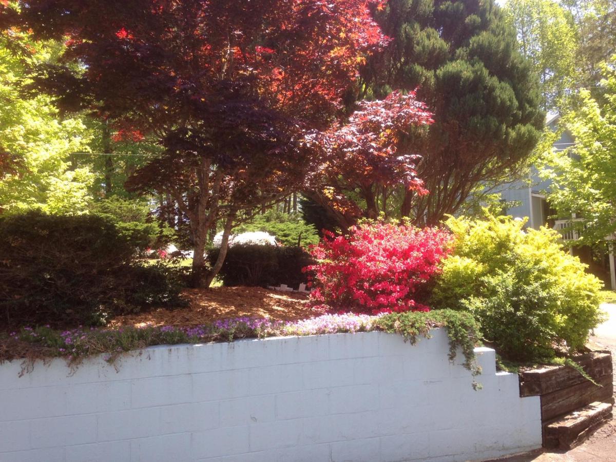 | Hidden Valley B&B