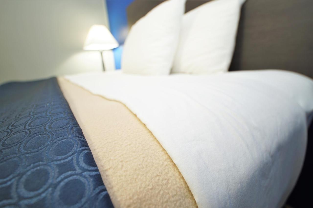  | Royal Inn Hudson I-94