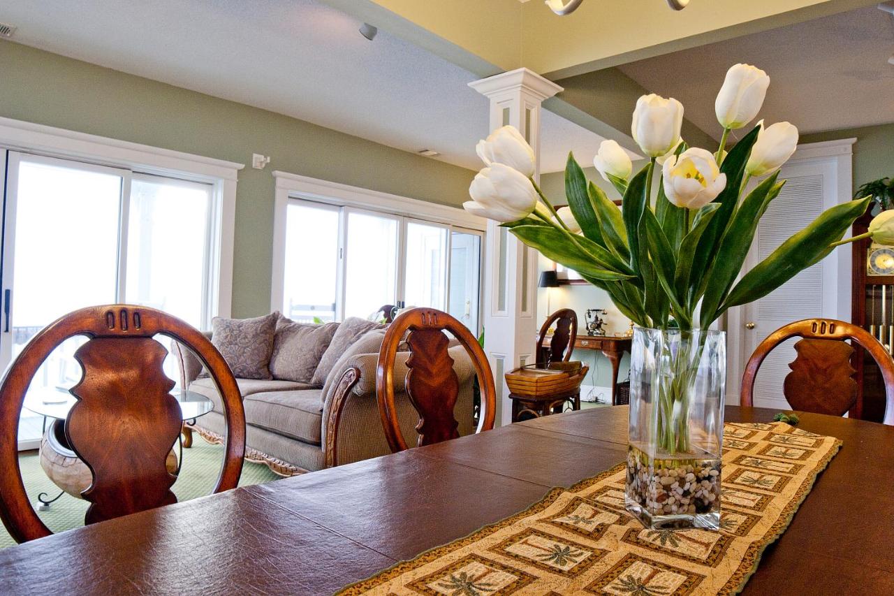 | DeSoto Beach Bed and Breakfast