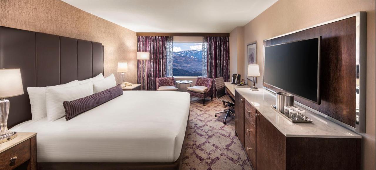 Vista Room 1 King High Floor Non-Smoking at Silver Legacy Reno - A Caesars Rewards Destination