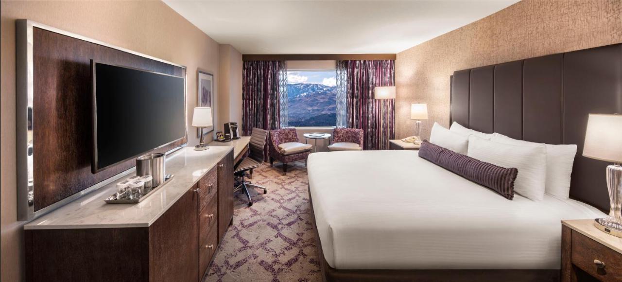 Vista Room 1 King High Floor Non-Smoking at Silver Legacy Reno - A Caesars Rewards Destination