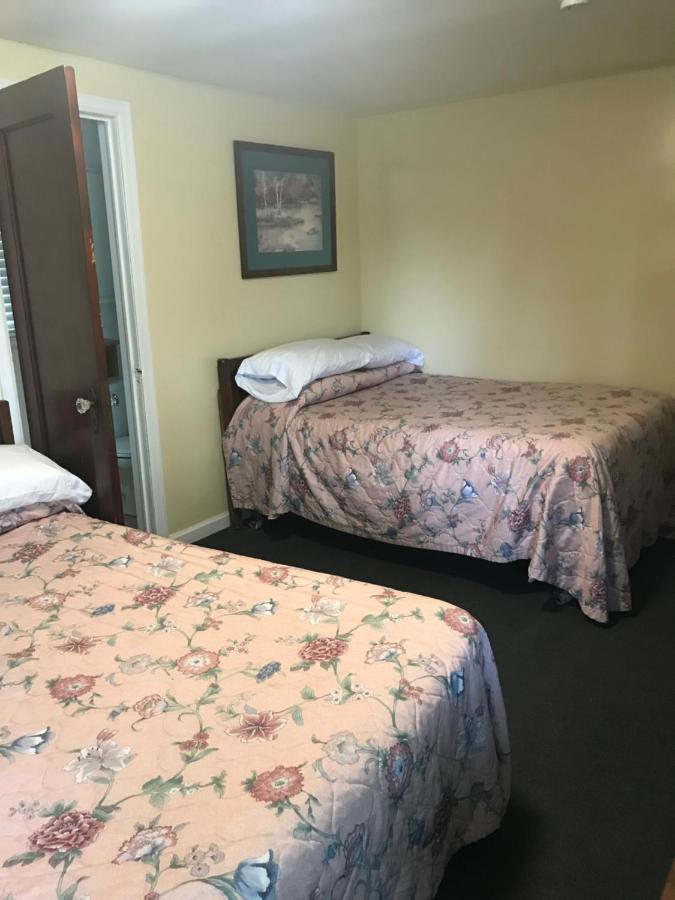  | Evergreen Motel
