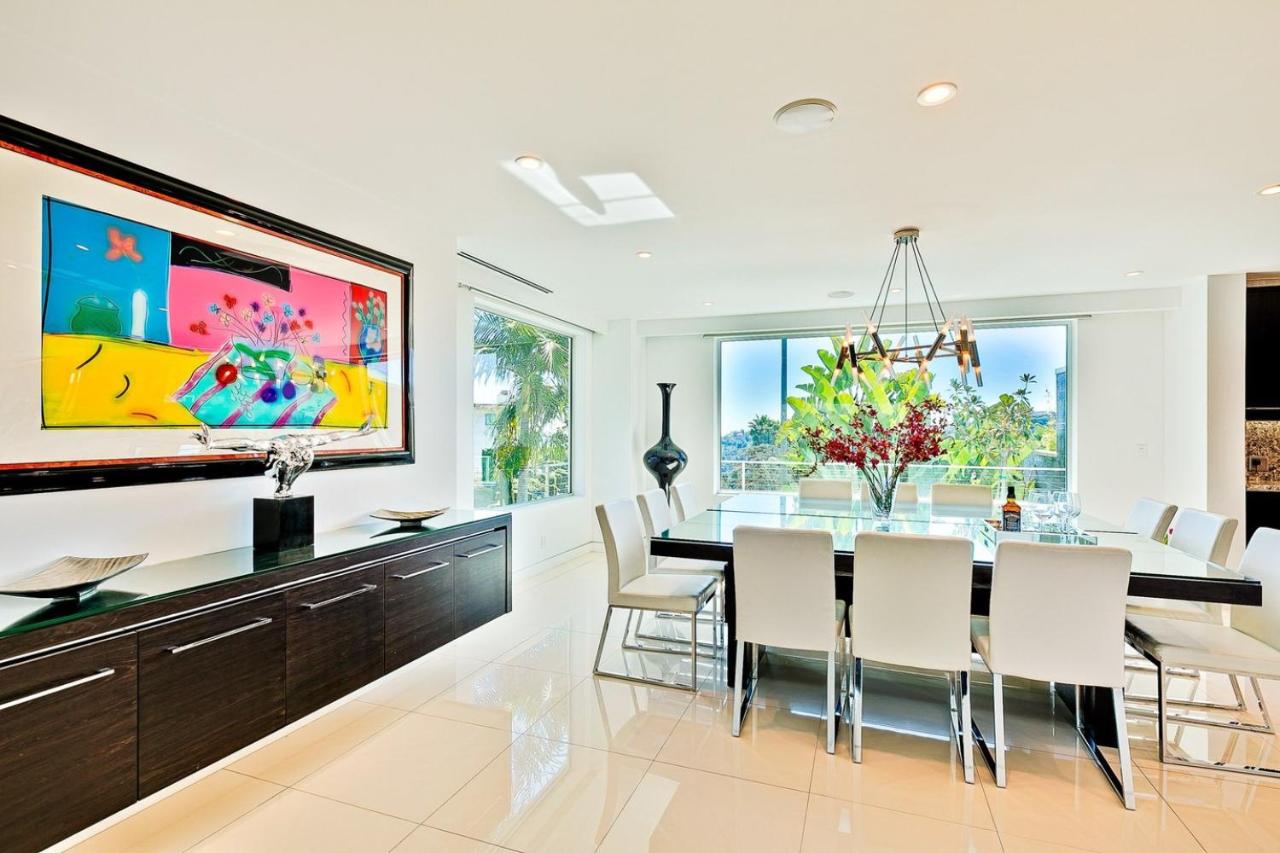 | Villa Genesis-HOLLYWOOD ESTATE WITH STUNNING VIEWS