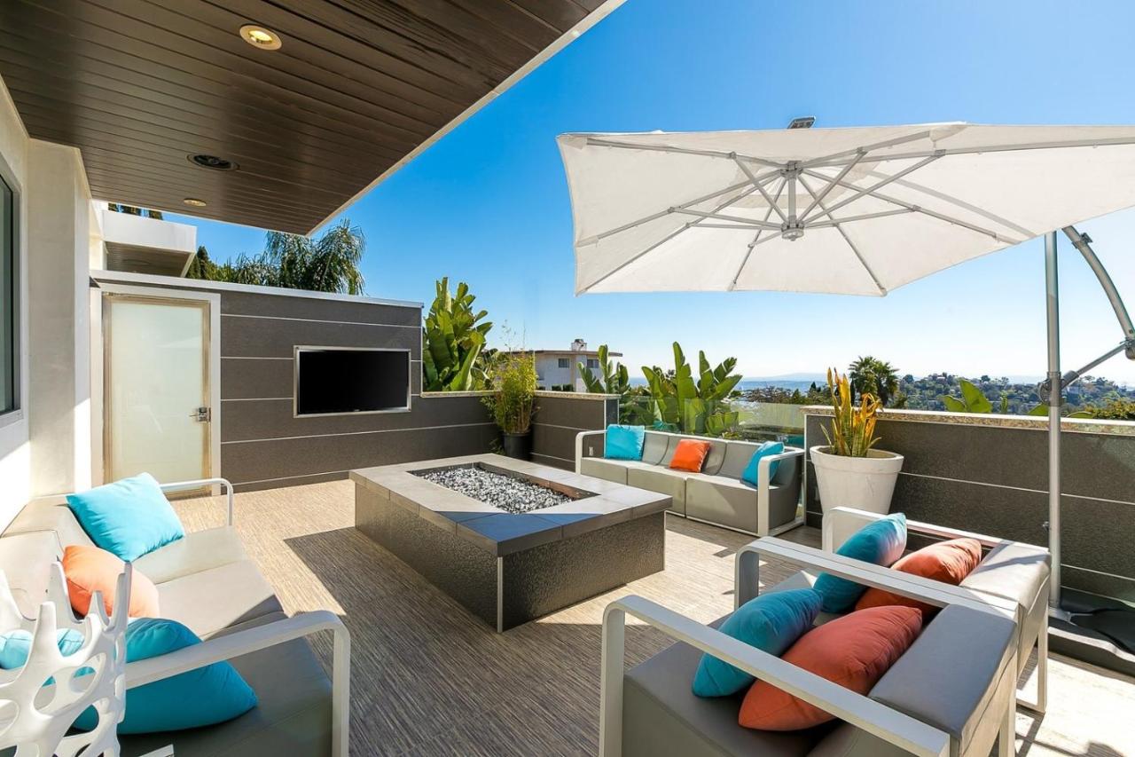  | Villa Genesis-HOLLYWOOD ESTATE WITH STUNNING VIEWS