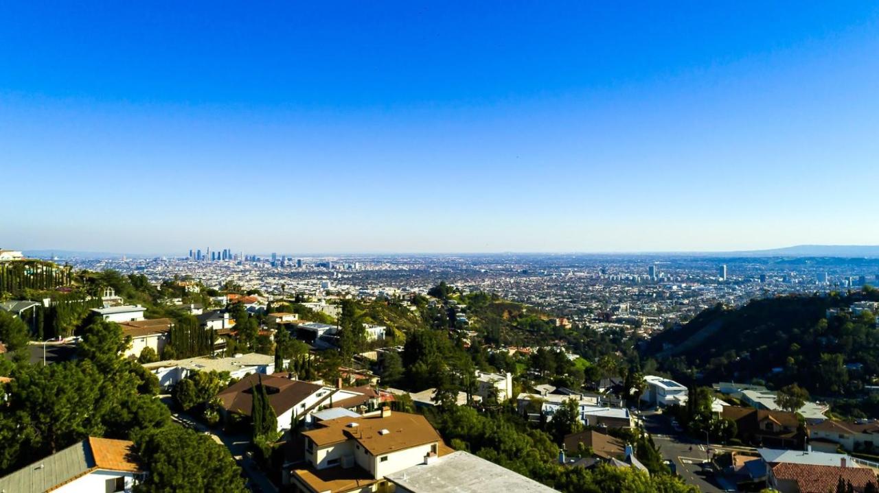  | Villa Genesis-HOLLYWOOD ESTATE WITH STUNNING VIEWS