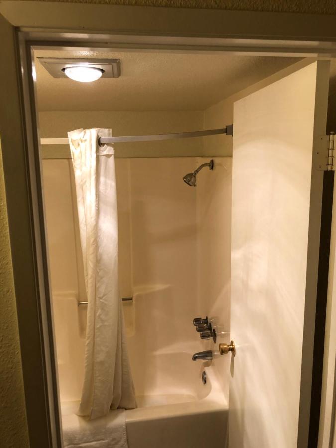 Queen Room with Two Queen Beds - Non-Smoking at National 9 Inn