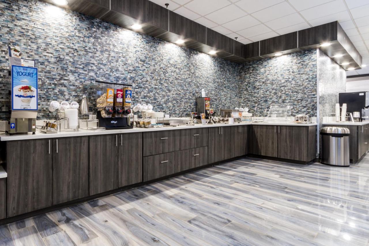  | Best Western Plus Executive Residency Denver-Central Park Hotel