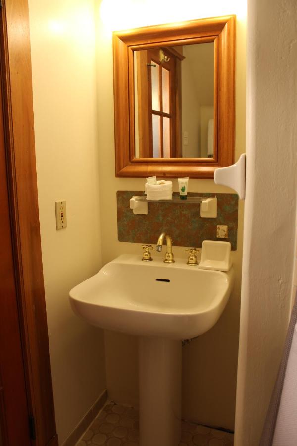 Queen Room at Pacific Grove Inn