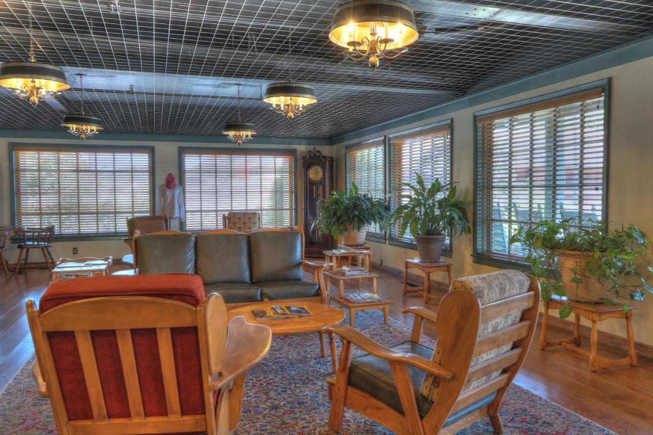  | Gatlinburg Inn