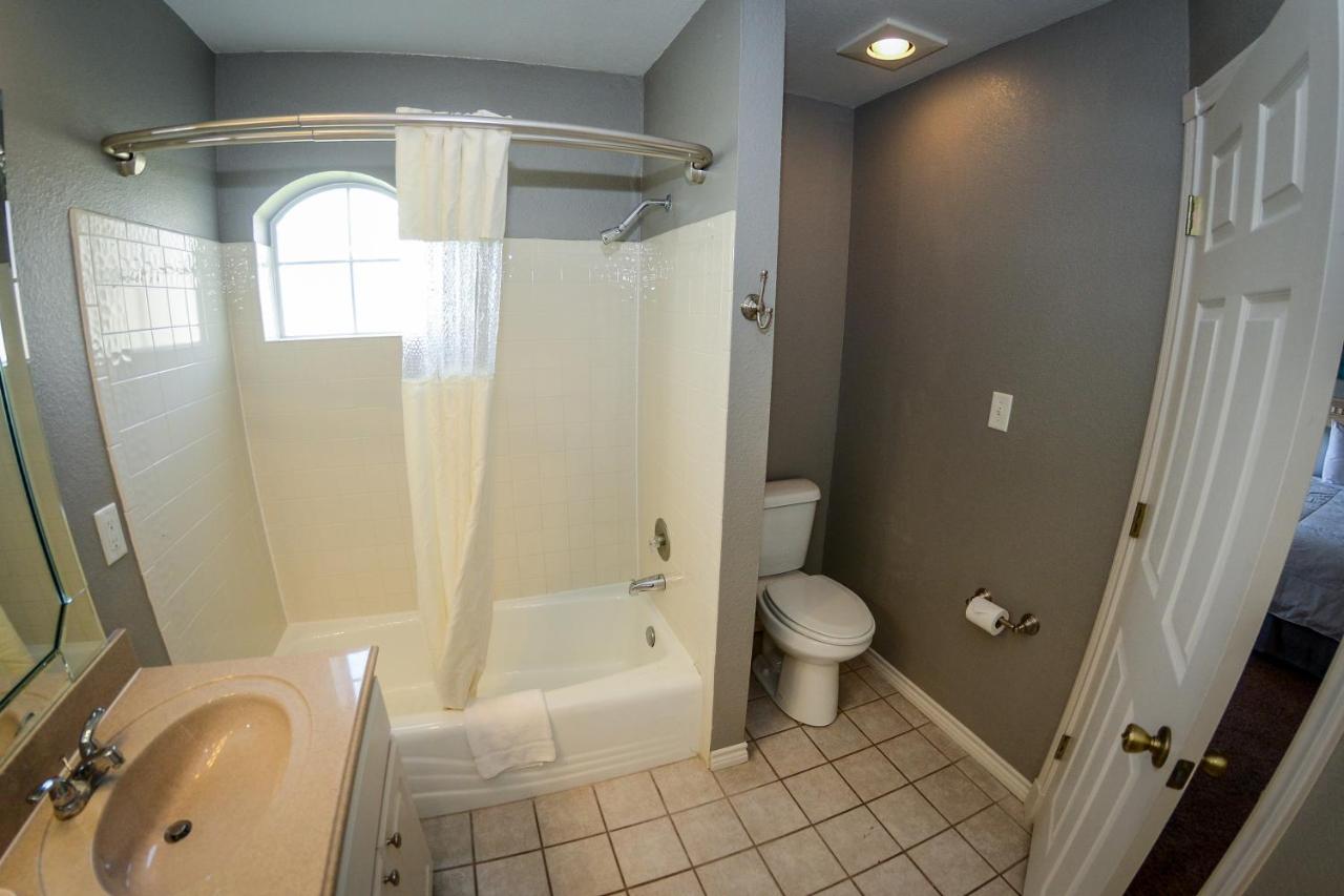 Two-Bedroom Villa at Tanglewood Resort on Lake Texoma, an Ascend Collection Resort