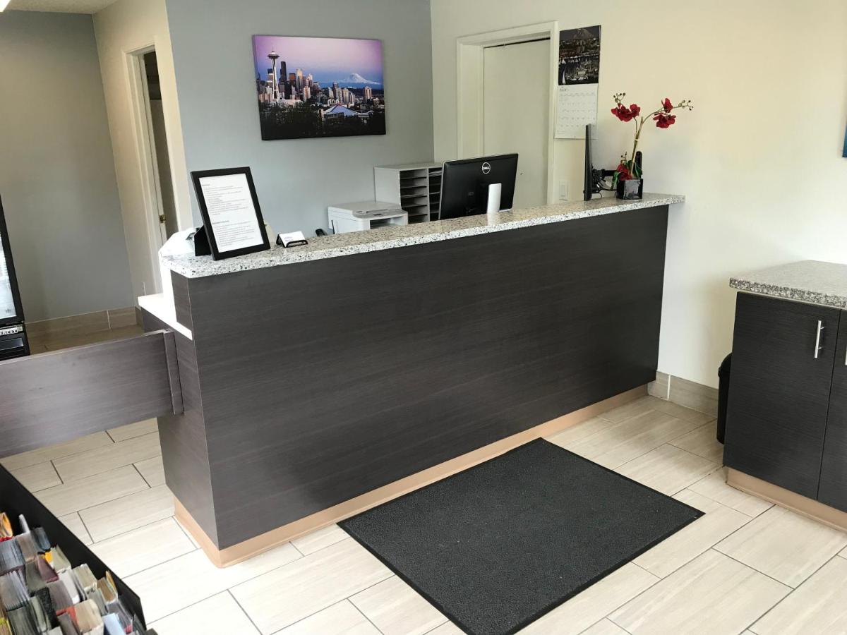 | Sea-Tac Airport Value Inn