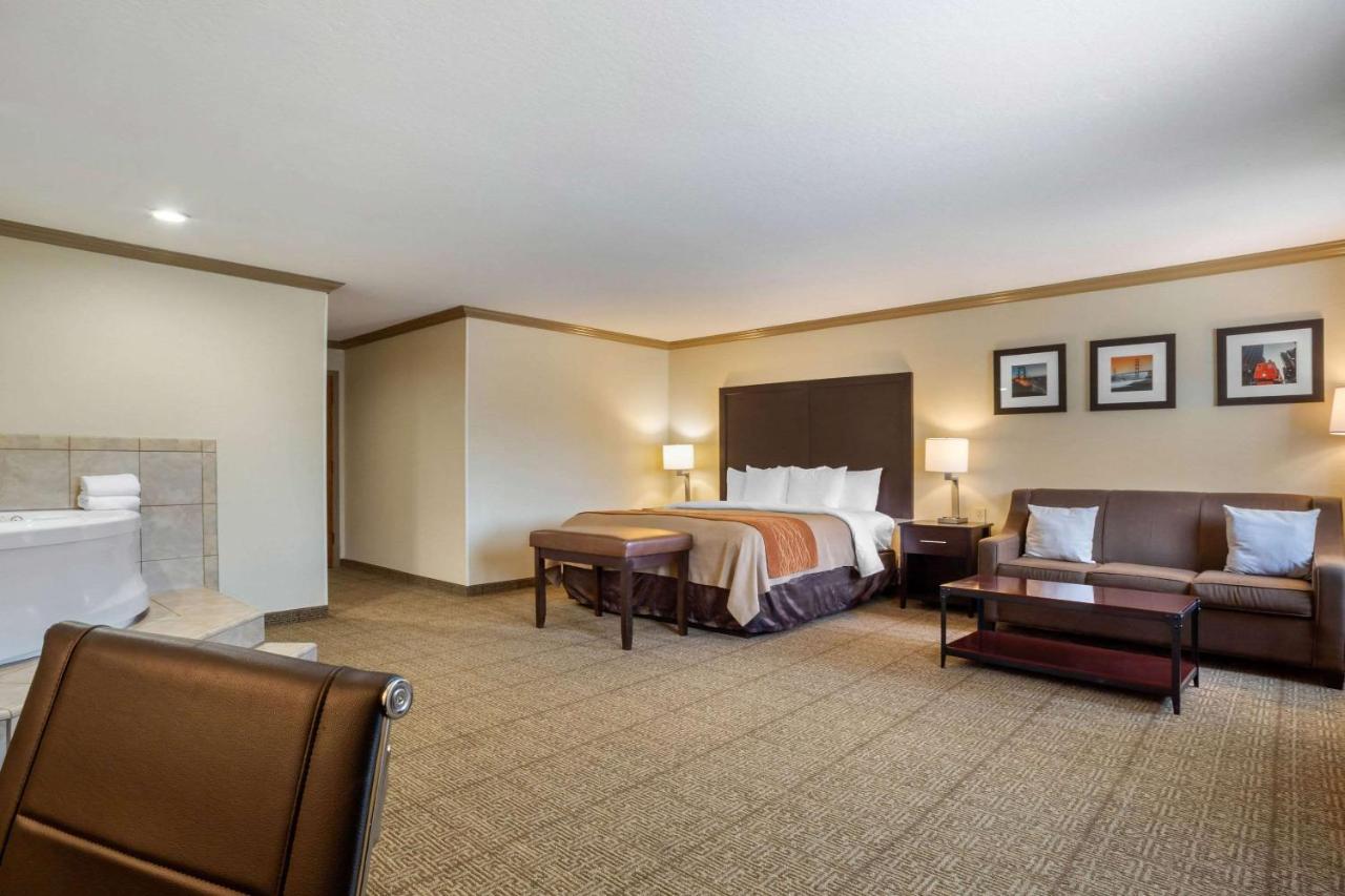 | Comfort Inn Castro Valley