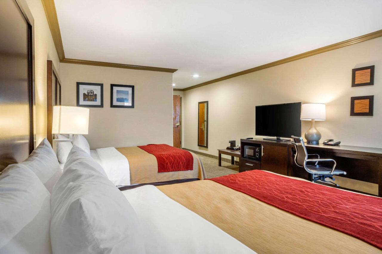 | Comfort Inn Castro Valley