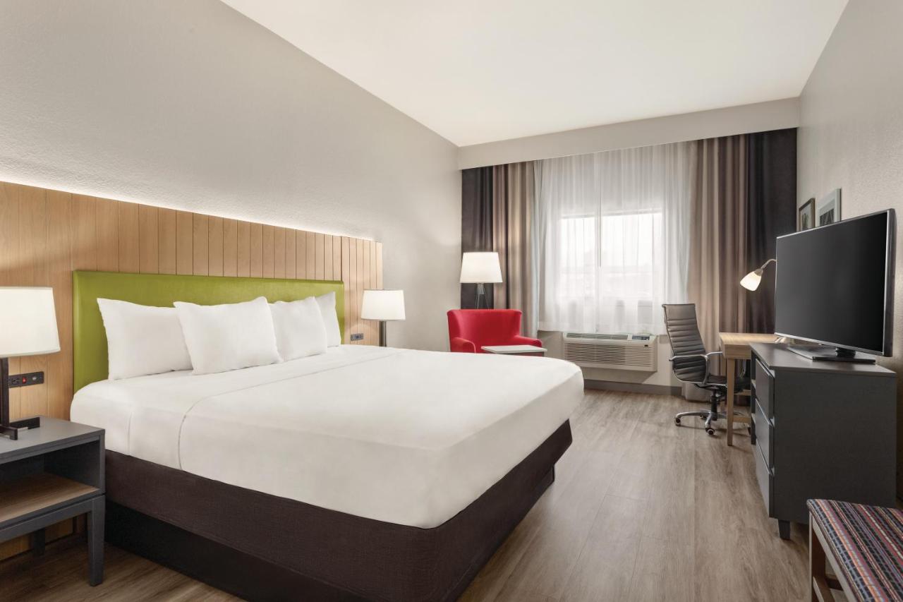 King Studio - Disability Access/Non-Smoking at Country Inn & Suites by Radisson, Byram/Jackson South, MS