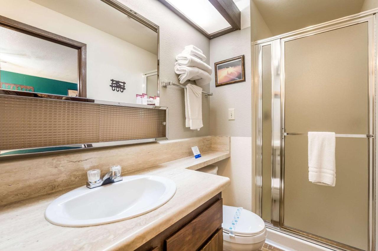 | Rodeway Inn & Suites Big Water - Antelope Canyon
