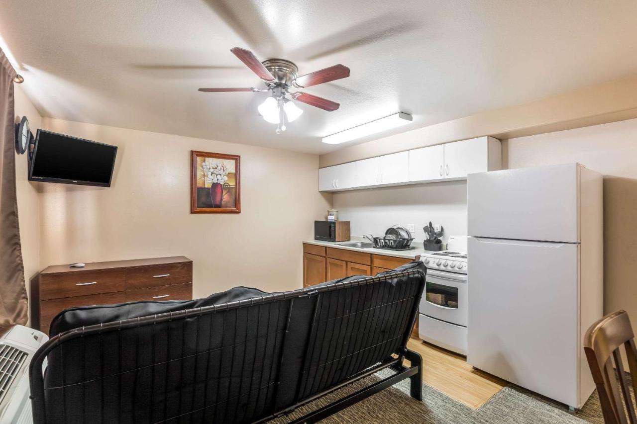 | Rodeway Inn & Suites Big Water - Antelope Canyon