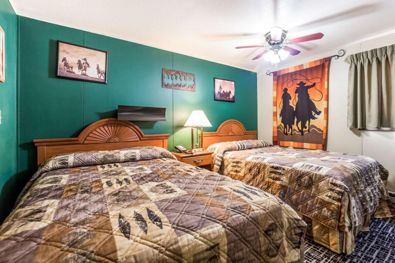 | Rodeway Inn & Suites Big Water - Antelope Canyon