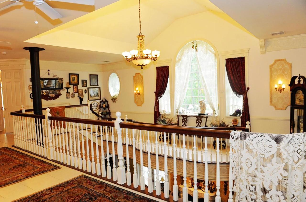  | A Walk in the Woods Bed and Breakfast