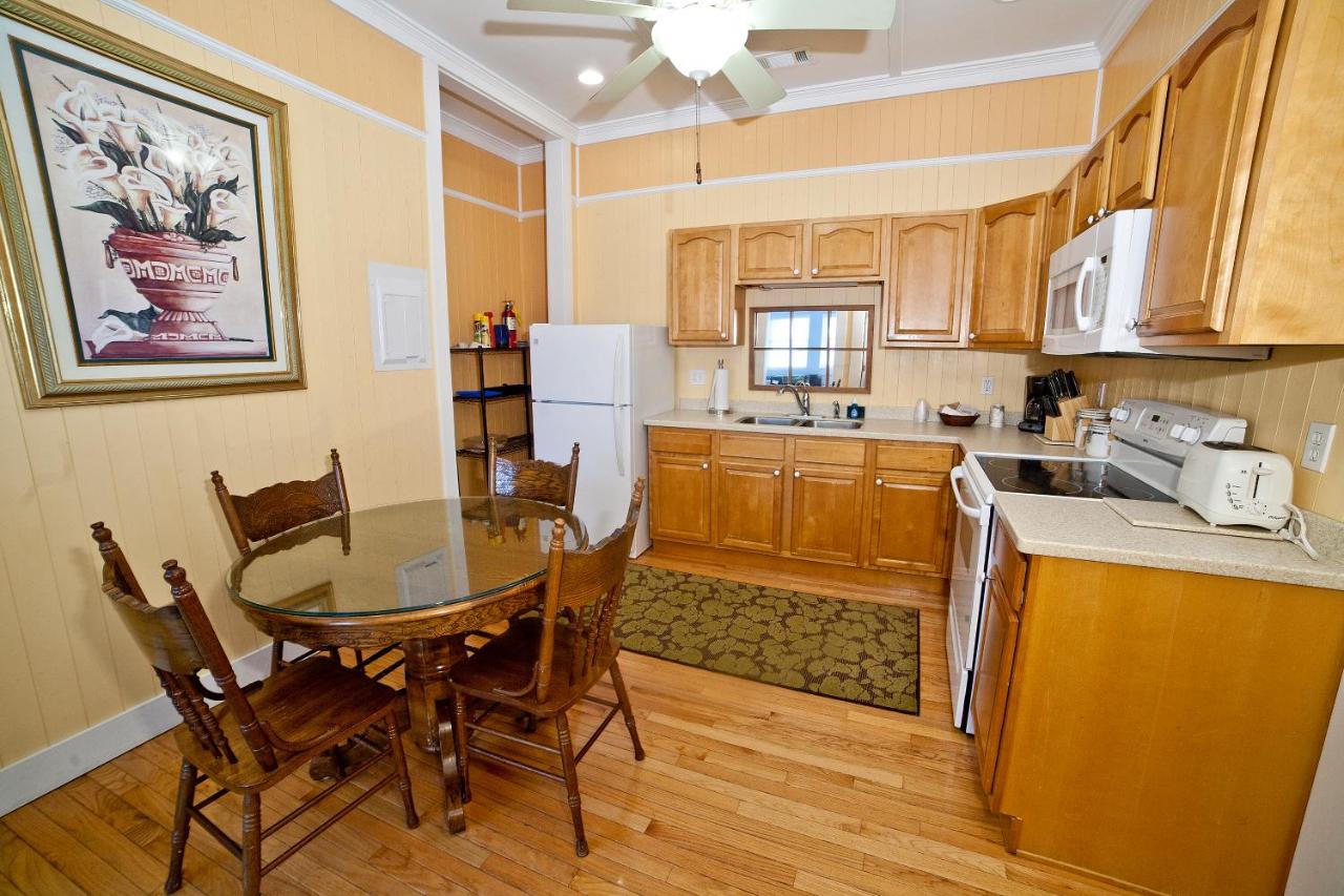 | Georgianne Inn & Suites