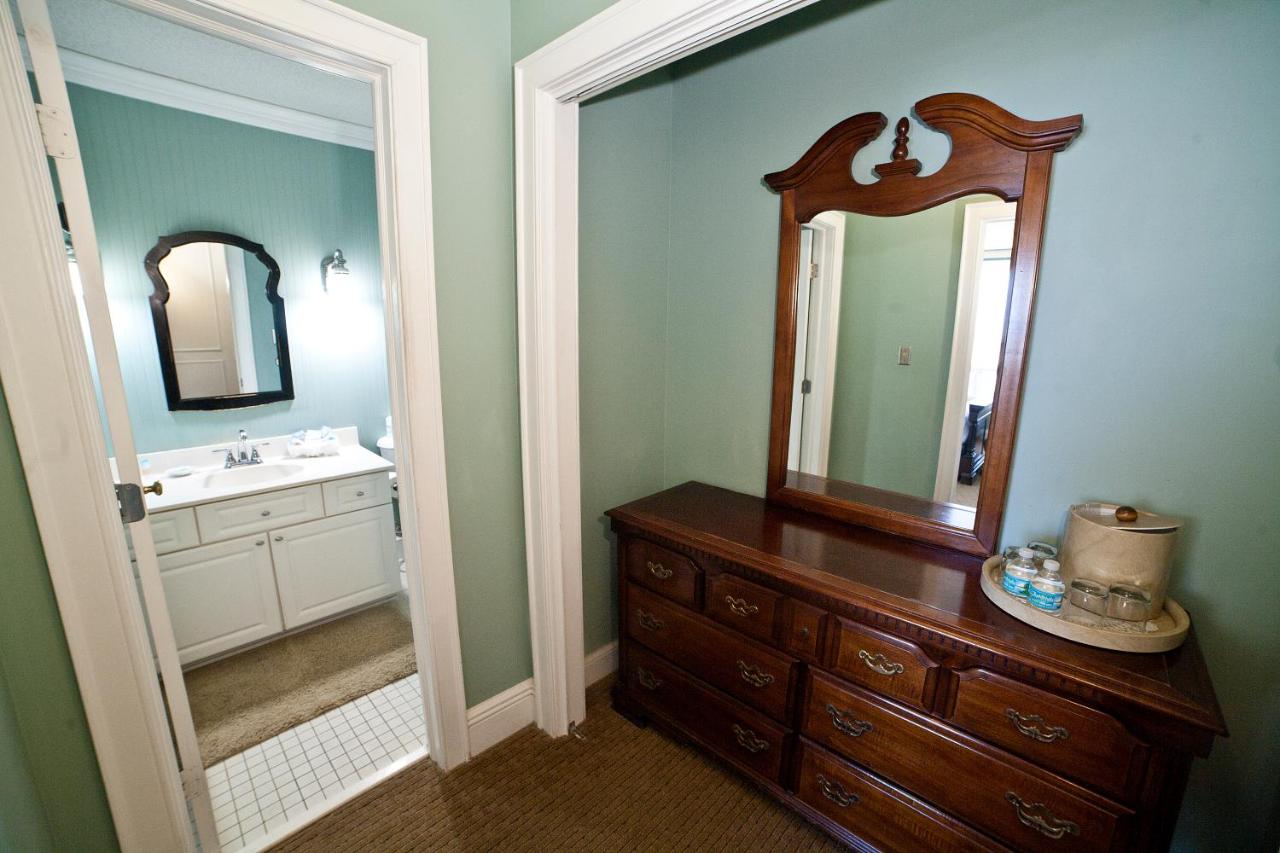 | DeSoto Beach Bed and Breakfast