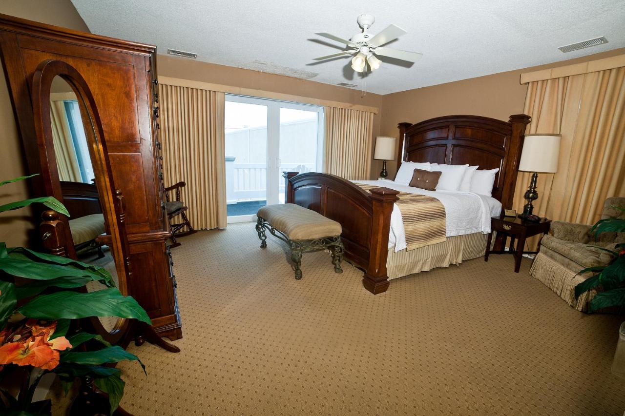 | DeSoto Beach Bed and Breakfast