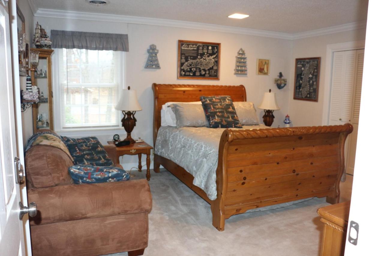 | Cedar Grove Inn