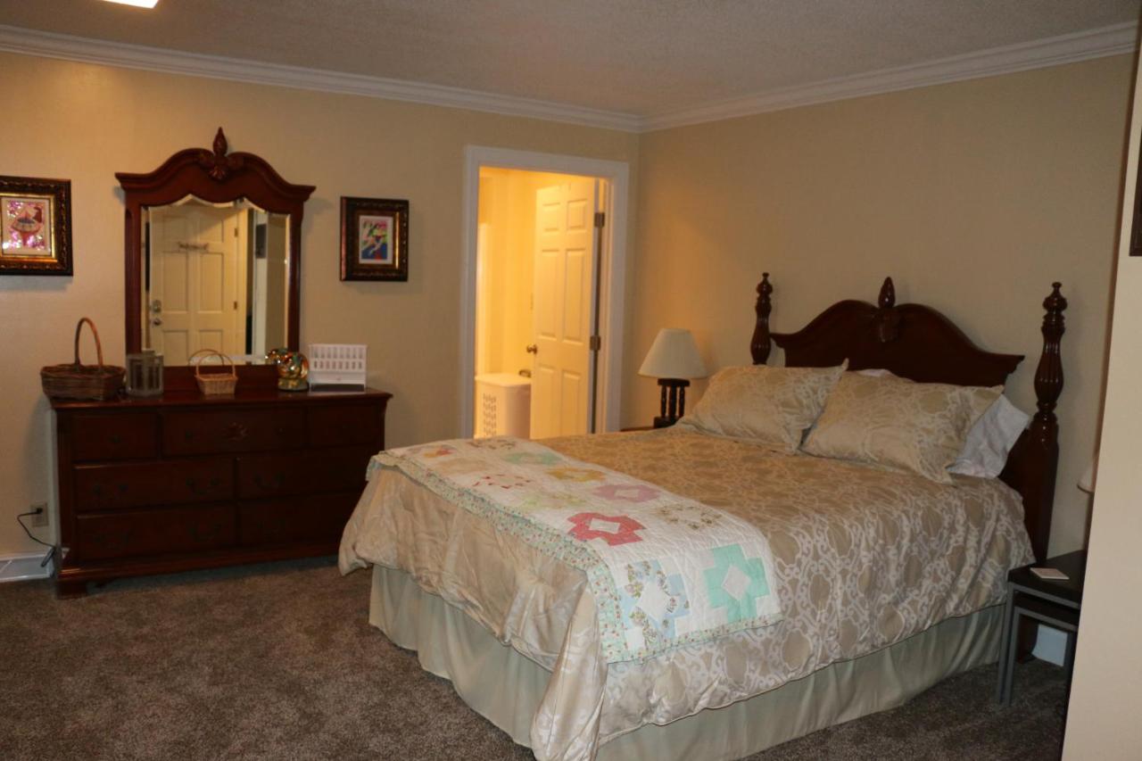 | Cedar Grove Inn