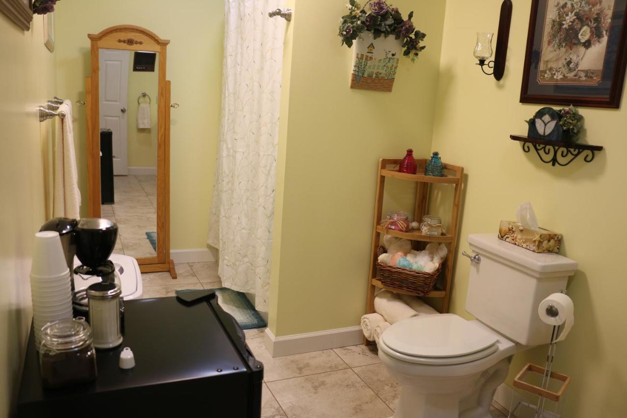 | Cedar Grove Inn