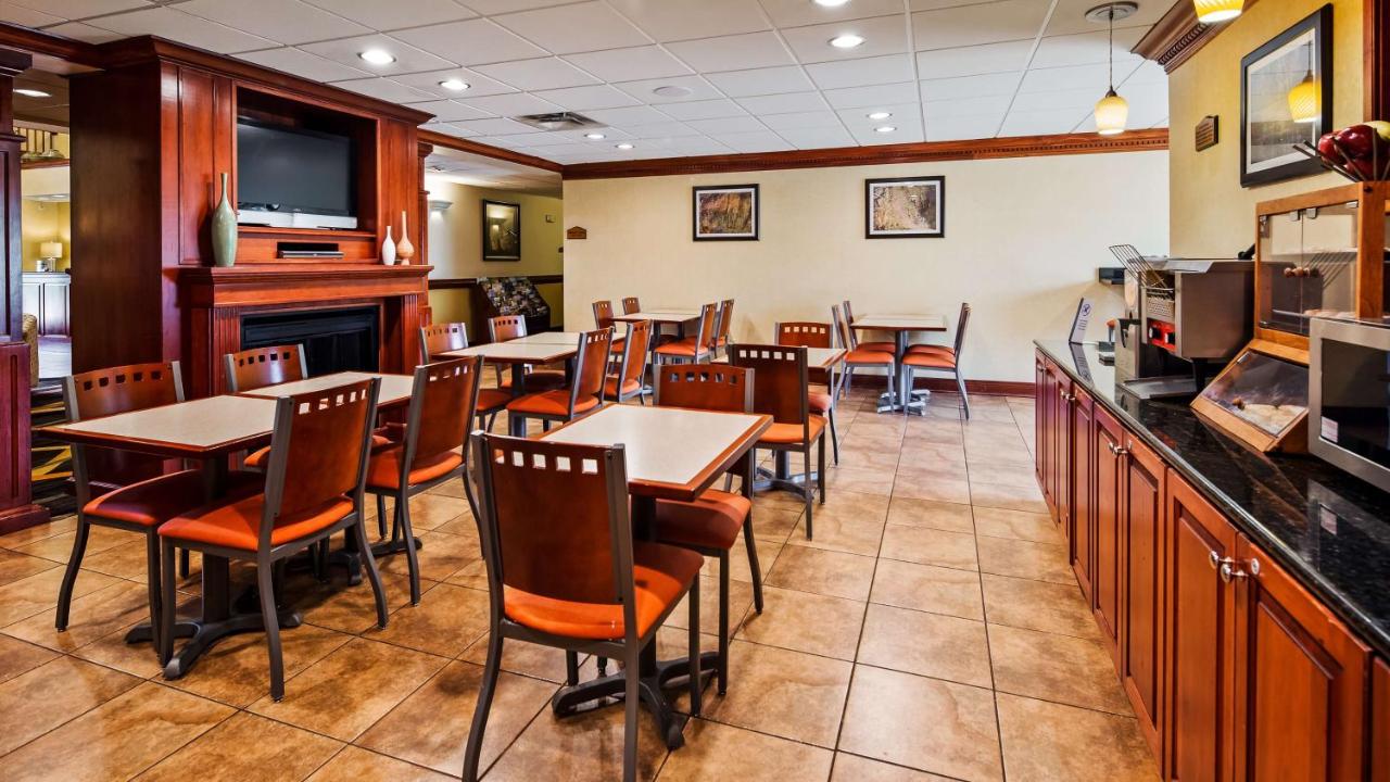 | Best Western Plus Strawberry Inn & Suites
