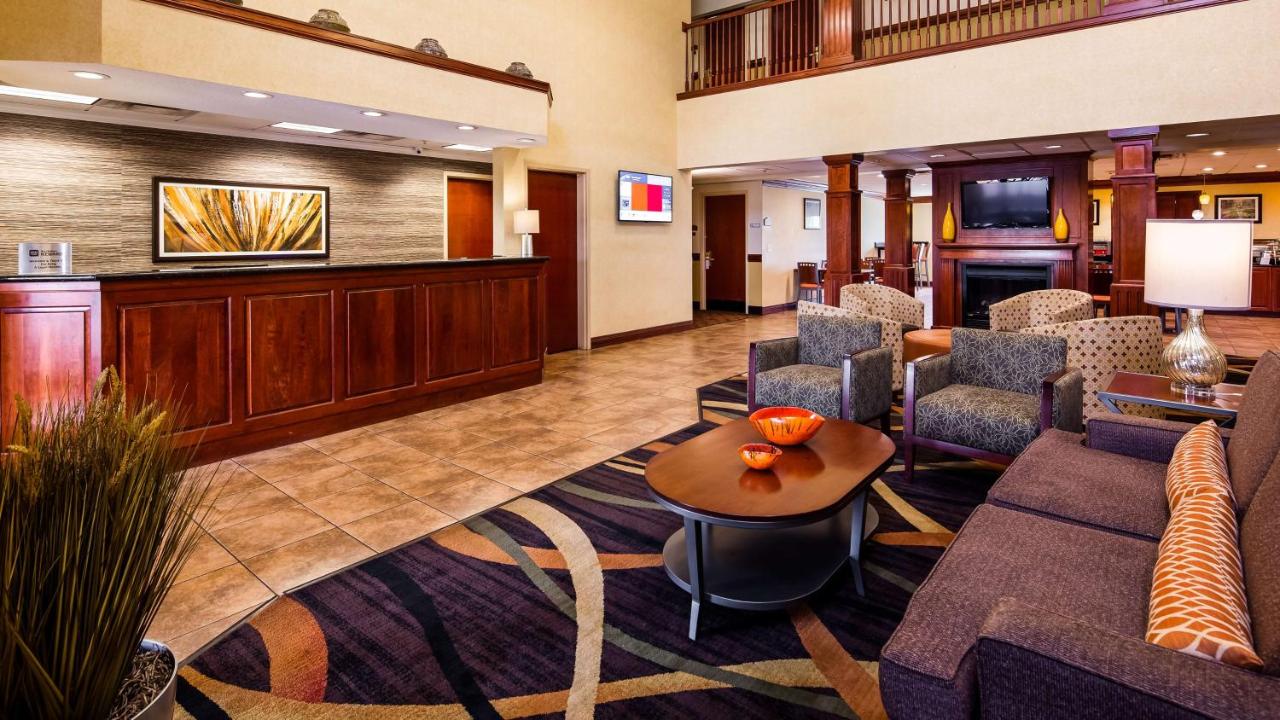 | Best Western Plus Strawberry Inn & Suites