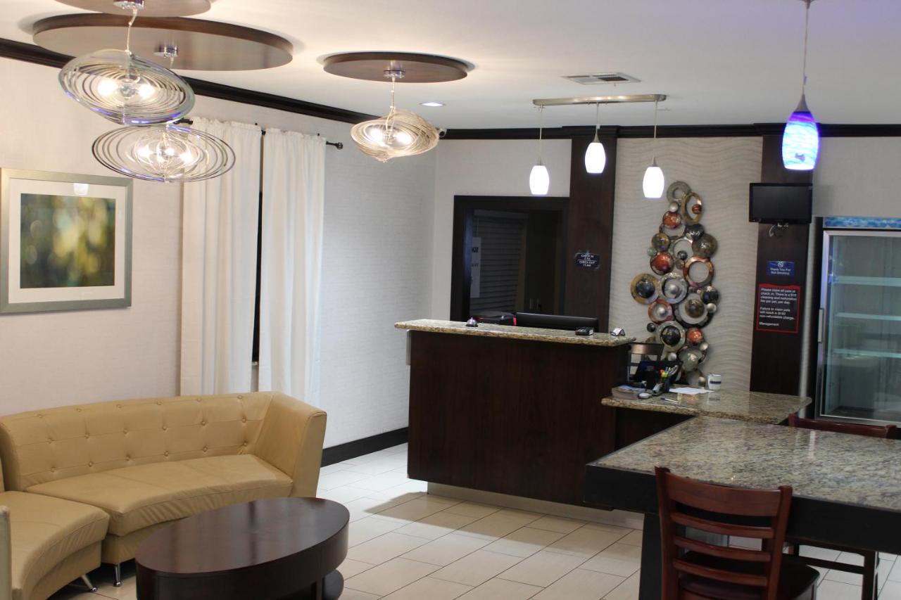 | Horizon Inn & Suites