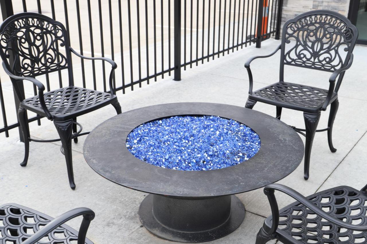  | Sleep Inn & Suites Belmont - St. Clairsville