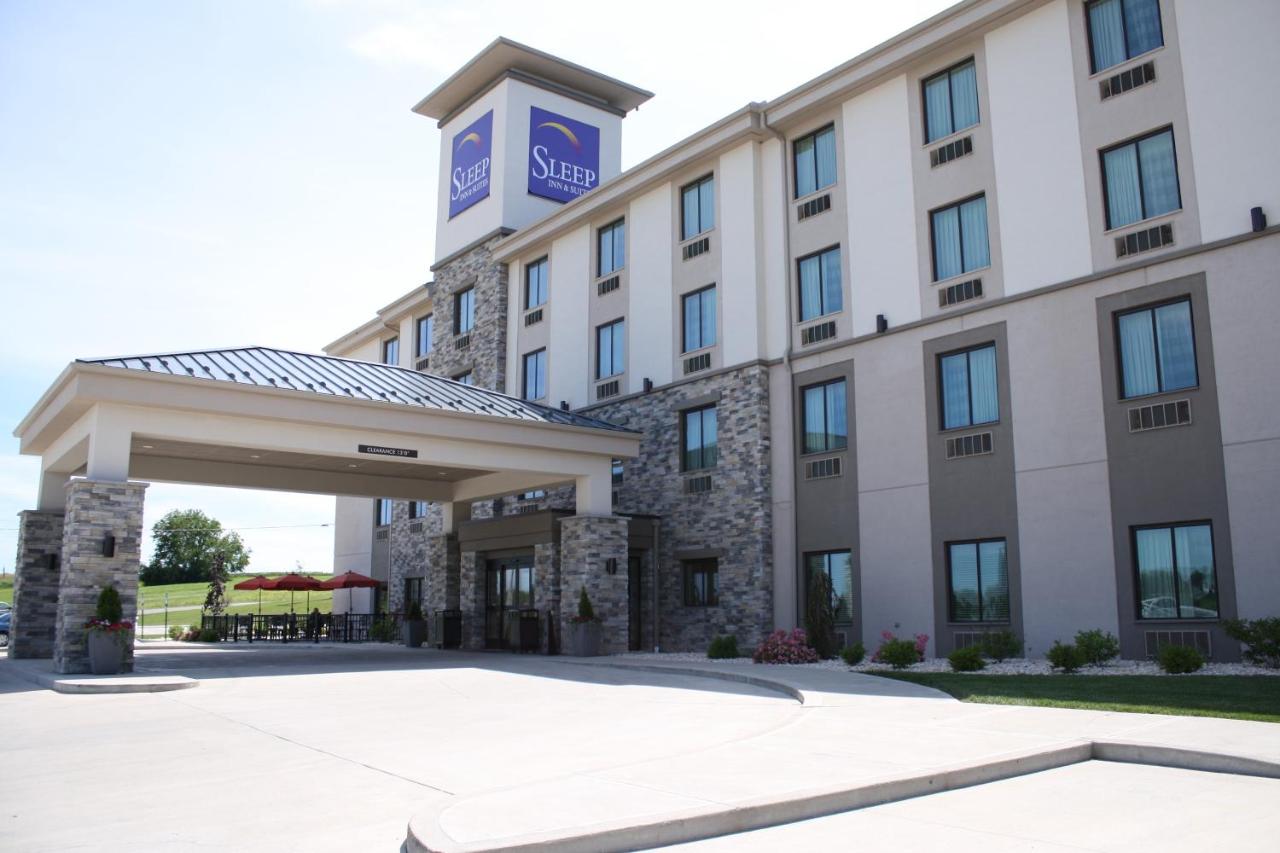  | Sleep Inn & Suites Belmont - St. Clairsville