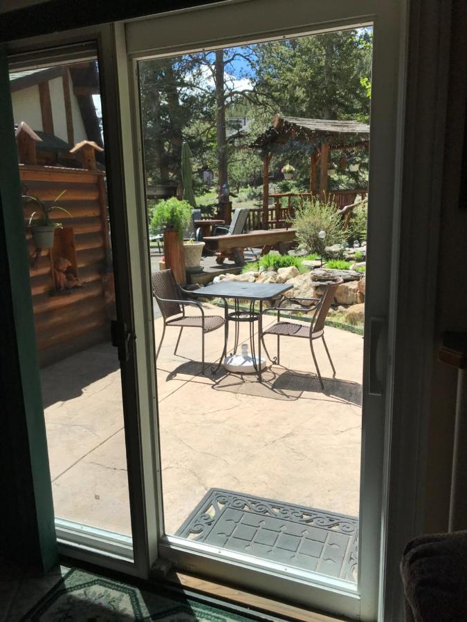 | Sonnenhof Lakewood Manor Bed and Breakfast.
