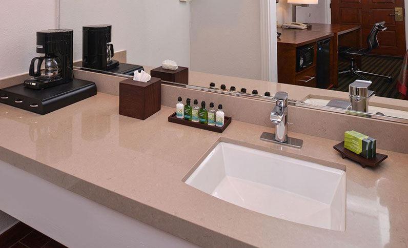 King Room - Non-Smoking at Ramada by Wyndham Mountain View