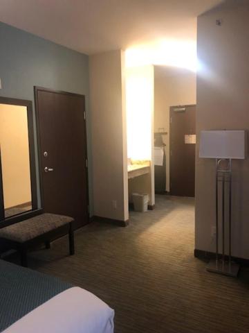 | Cobblestone Inn & Suites - Fort Dodge