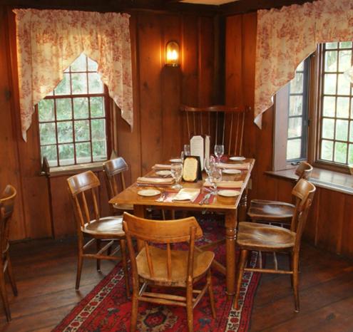 | Publick House Historic Inn and Country Motor Lodge