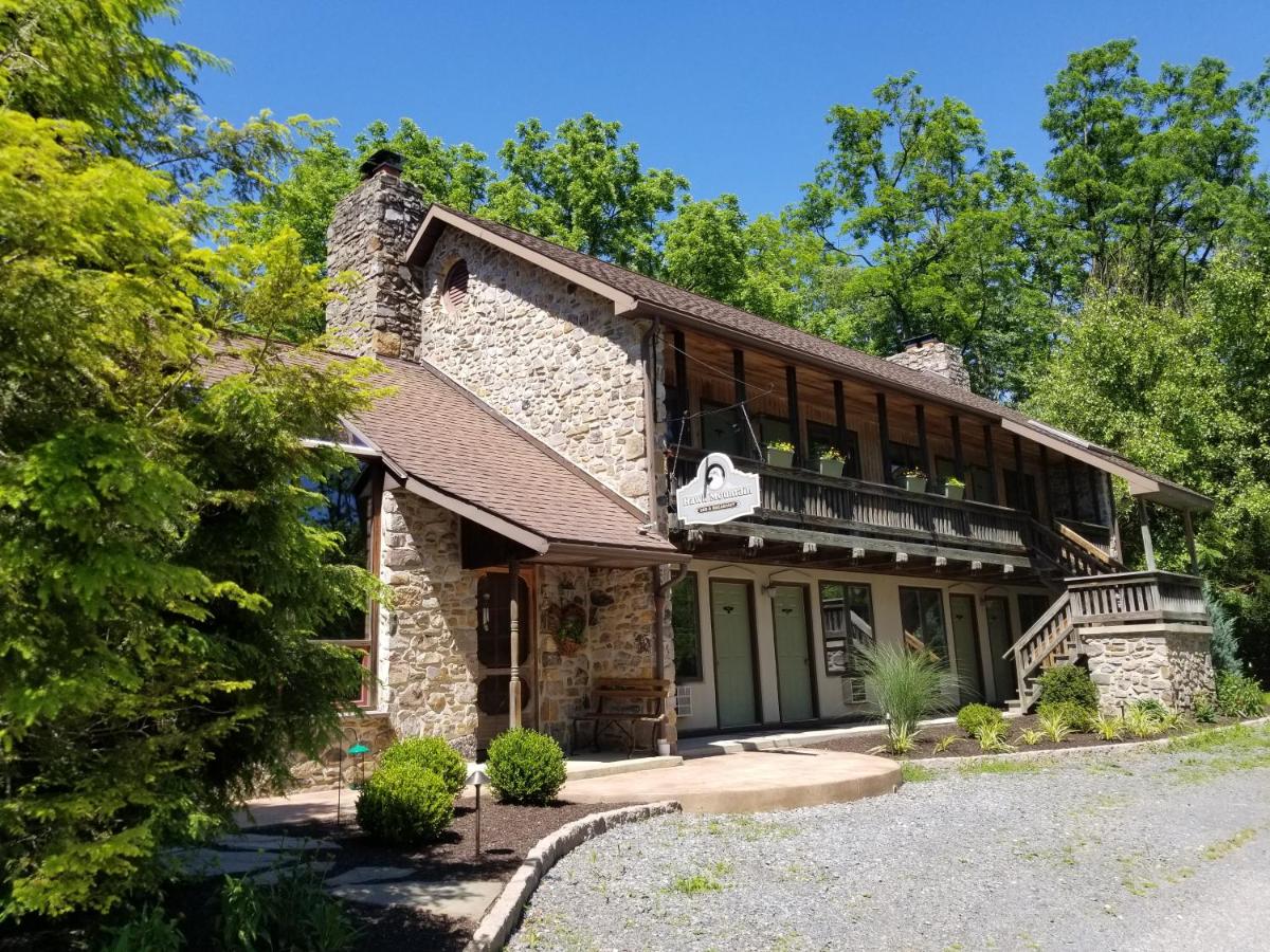  | Hawk Mountain Bed & Breakfast