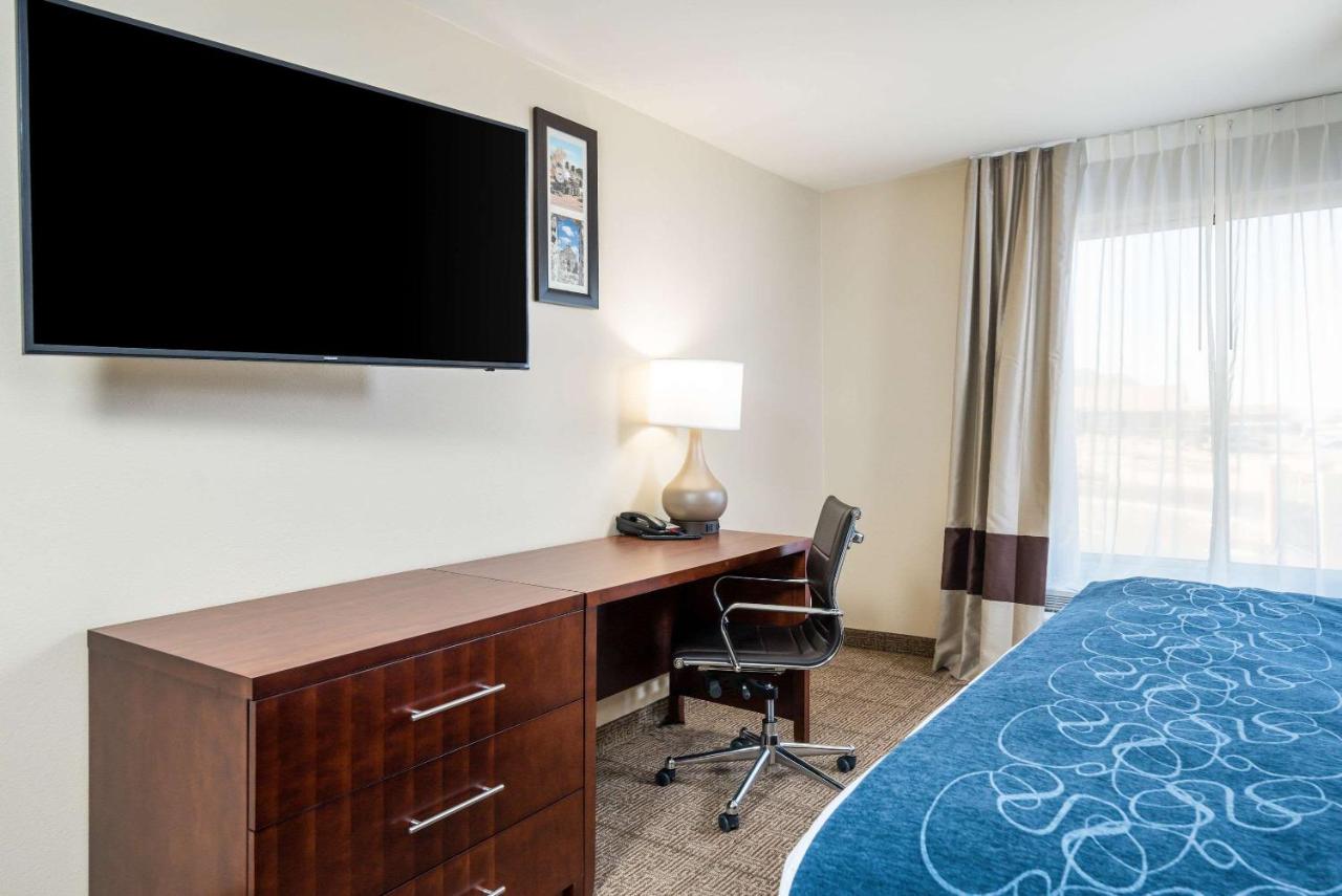 King Room - Non-Smoking at Comfort Inn Tonopah