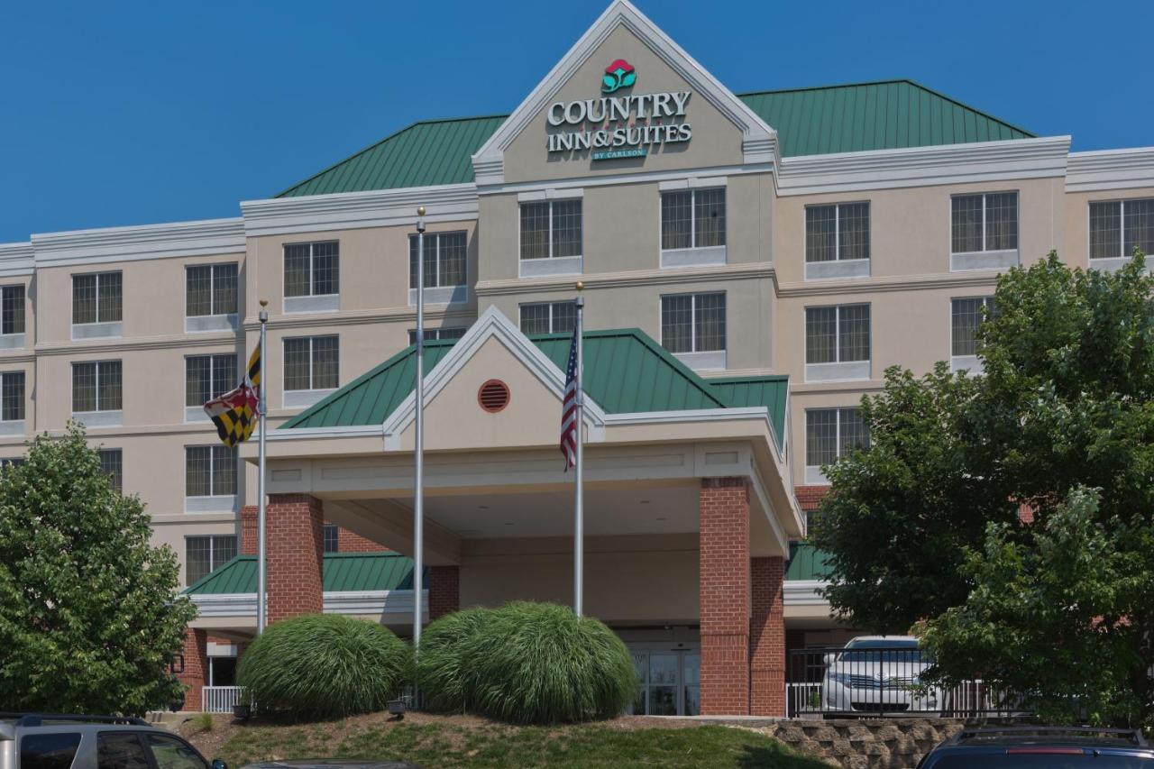 | Country Inn & Suites by Radisson, BWI Airport (Baltimore), MD