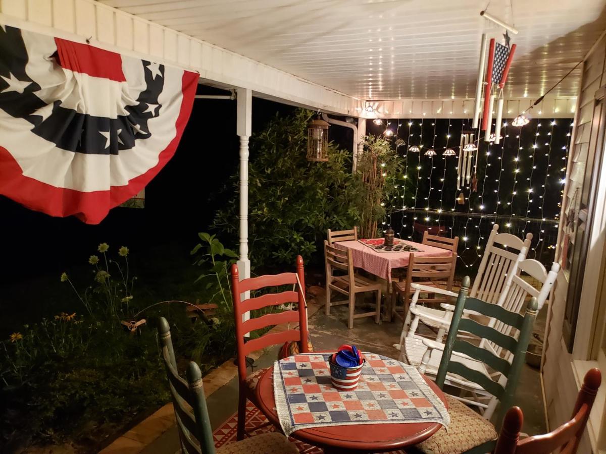 | Blue Ridge Manor Bed and Breakfast