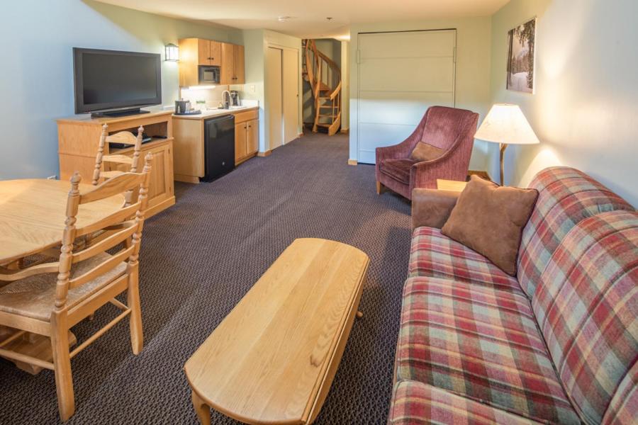 | Sugarloaf Mountain Hotel