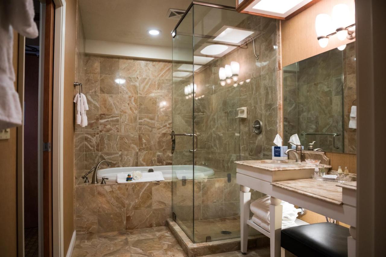 | Mineral Palace Hotel & Gaming