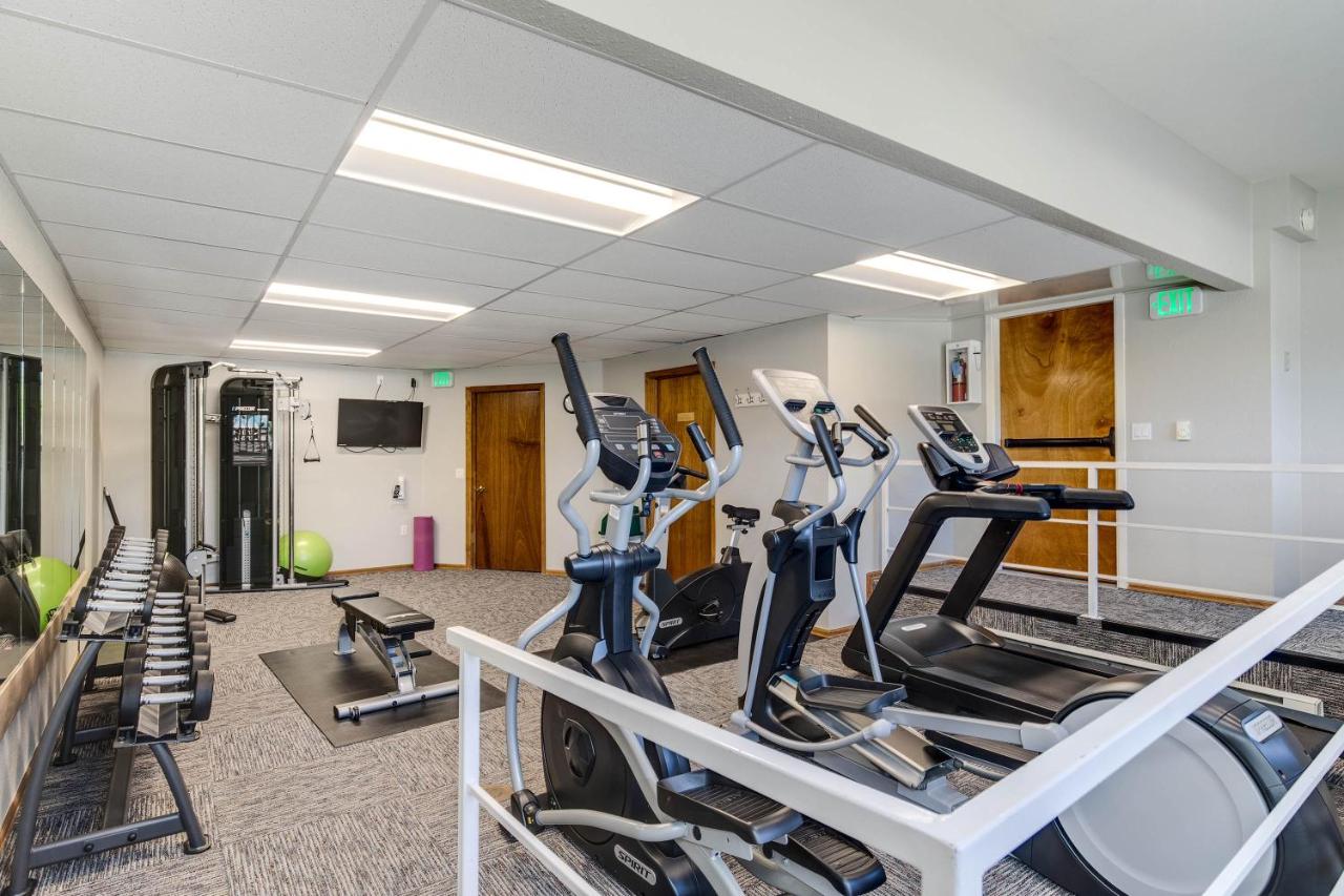 | Pine Ridge Condominiums