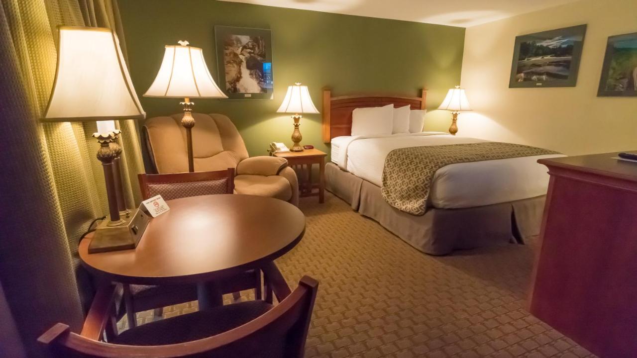  | Fort Davidson Hotel