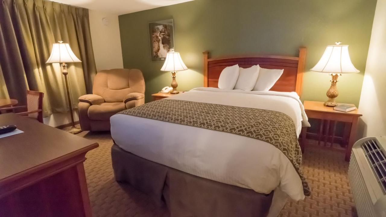  | Fort Davidson Hotel