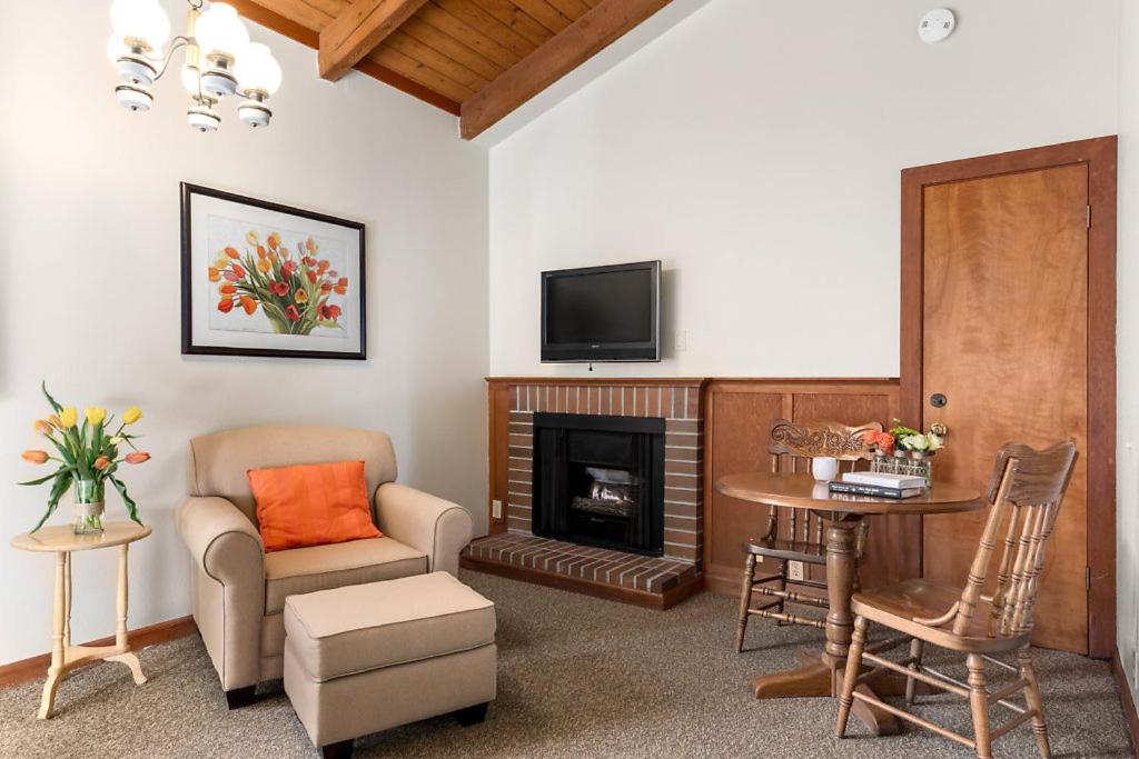 | La Conner Country Inn