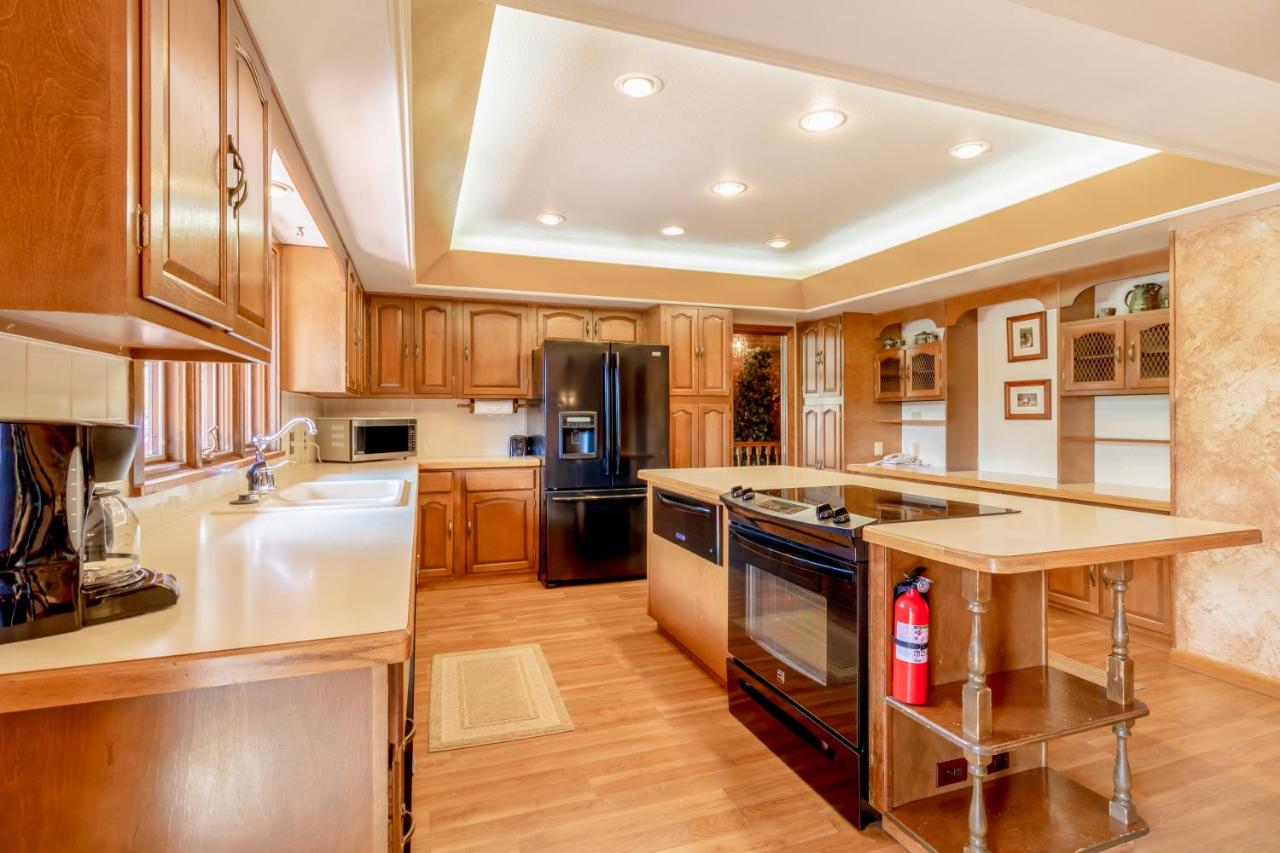 Deluxe Two-Bedroom House at Wildwood Inn